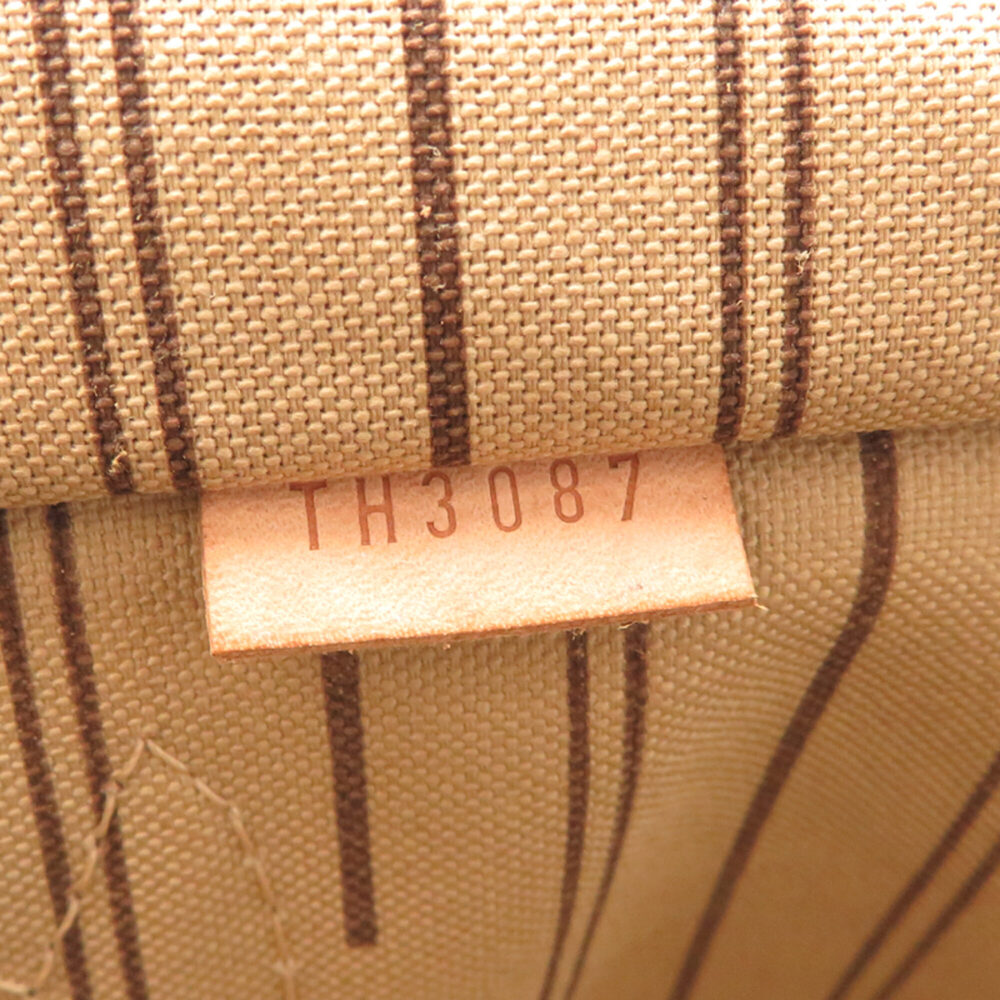 LOUIS VUITTON Brown Monogram Neverfull GM Tote Bag - Picture 8 of 10